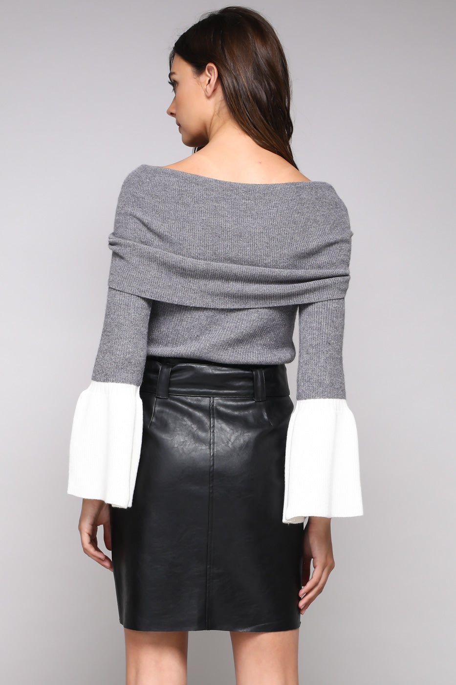OFF THE SHOULDER SWEATER