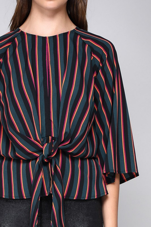 FRONT KEYHOLE STRIPE TOP
